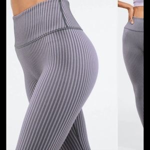 NEW! Fabletics Seamless High Waisted Ribbed Legging